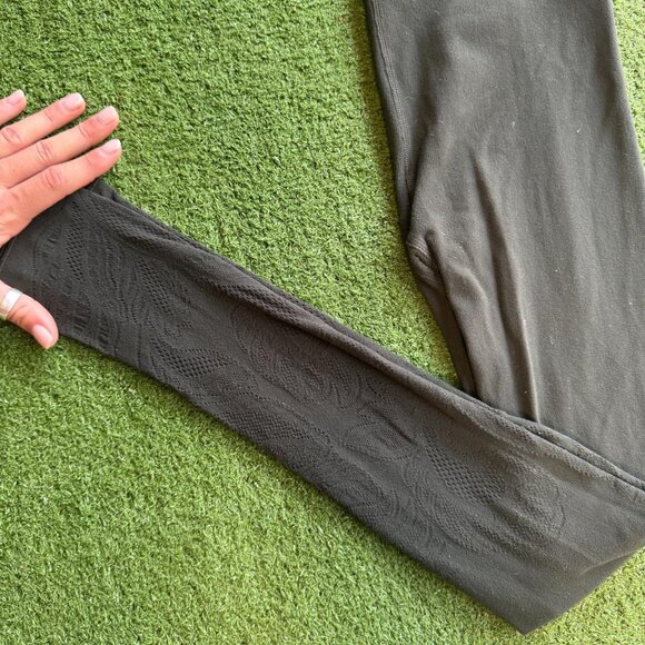 Sculptural Olive Leggings1 - Picture 2 of 5